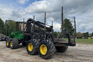 2016 John Deere 1210G  Forwarder